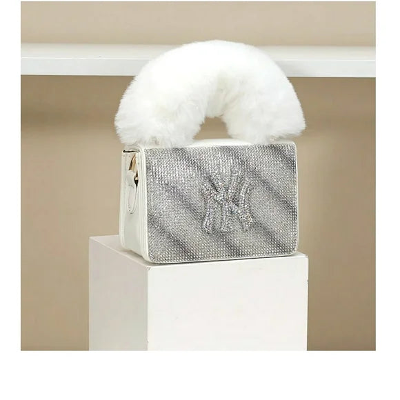 ZYB066 Sporty Chic: حقيبة NY Yankees Crystal Clutch