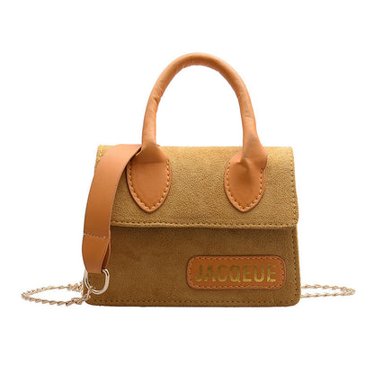 ZYB010 Classic Shoulder Bag with Gold Chain Accent