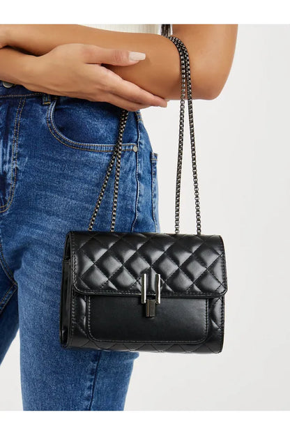 ZYB072 Chic and Minimalist: Quilted Chain Strap Bag