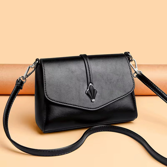 ZYB215 Elegant Teardrop Hardware Flap Bag