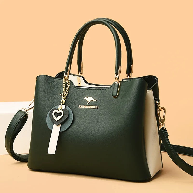 ZYB140 Multi-Layer Chic Bag: Versatile Style, Endless Possibilities