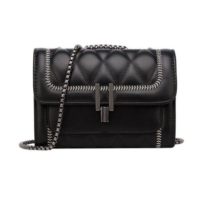 ZYB046 Chic and Sophisticated: Quilted Chain Shoulder Bag