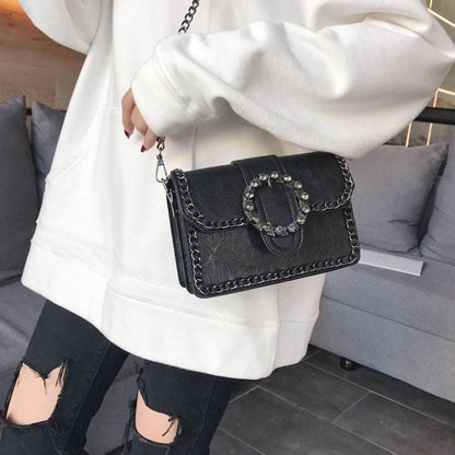 ZYB043 Edgy and Chic: Studded Chain Shoulder Bag